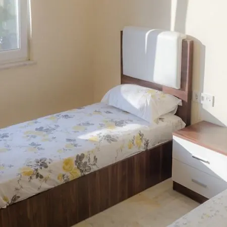 Cebeci 8 Apartment Mahmutlar