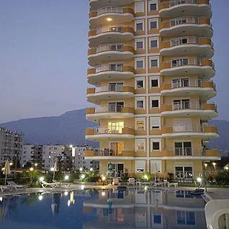 Cebeci 8 Apartment Mahmutlar