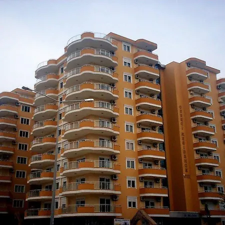 Cebeci 8 Apartment Mahmutlar
